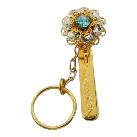 Vintage King’s Lost Key Finder Blue Stone Gold Toned Rhinestones - Picture 1 of 3